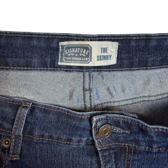 Signature by Levi Strauss & Co. Jeans Womens 18 Blue Denim 5-Pockets Skinny - Picture 11 of 16
